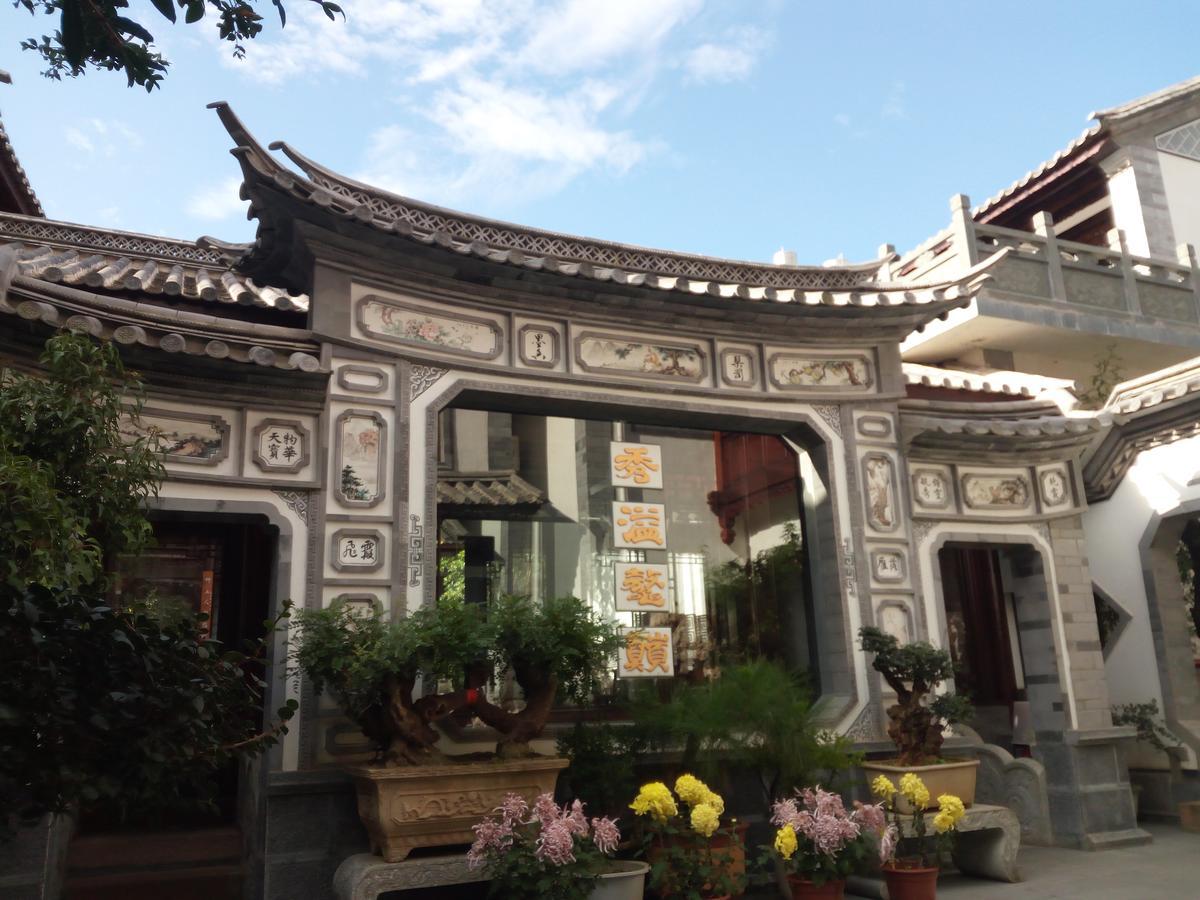 Shaxi Aoding Courtyard Bed and Breakfast Jianchuan Exterior foto